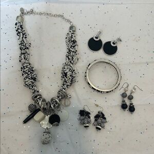 Chico’s Statement Black & White Beaded Pendant Necklace with Matching Earrings